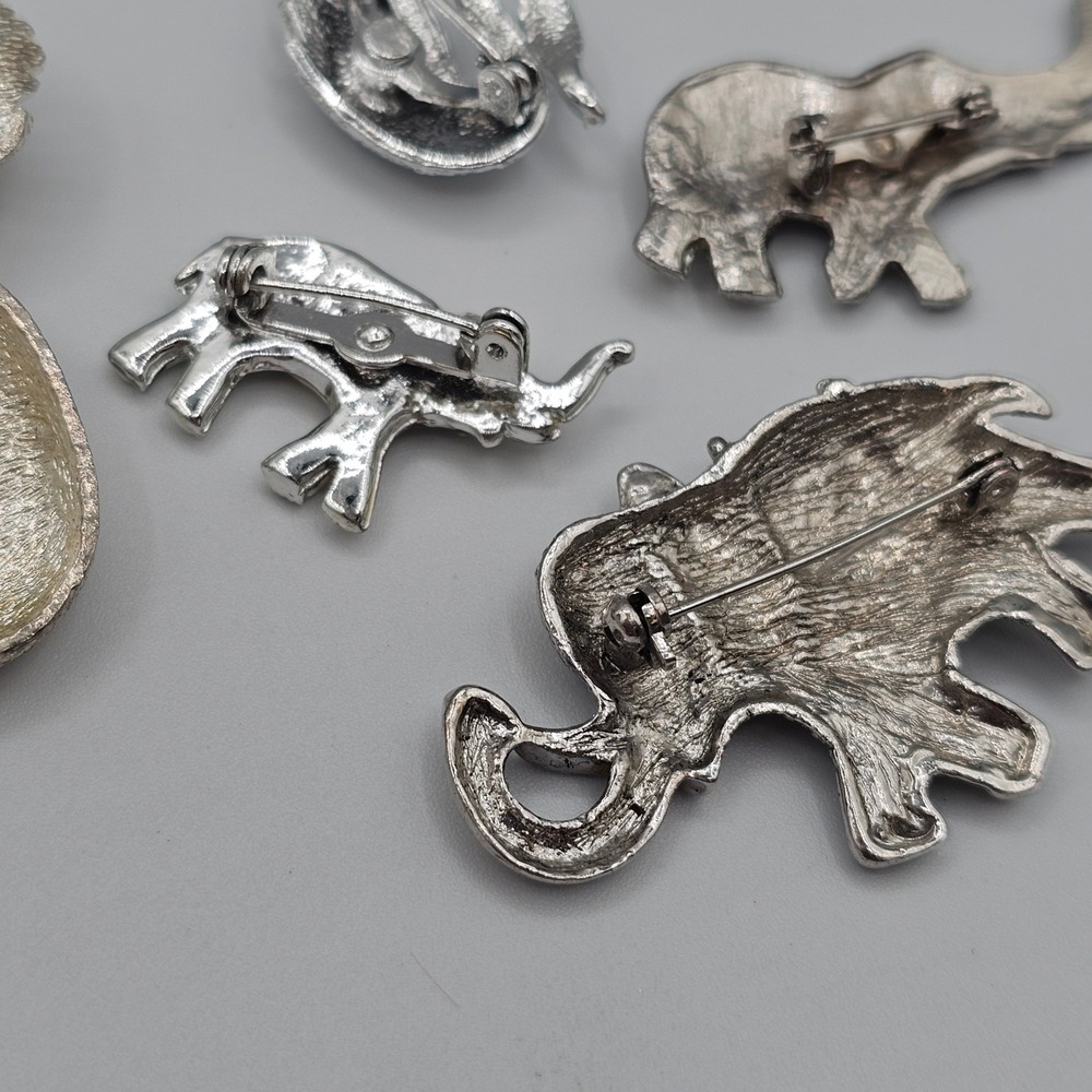 Vtg Lot Silver Tone Black Rhinestone Animal Brooch Figural Elephants Birds Koala - Picture 13 of 16